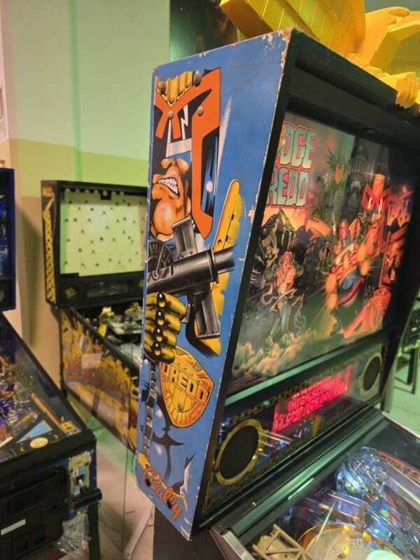 JUDGE DREDD BALLY WILLIAMS PINBALL FLIPPER (P2085)