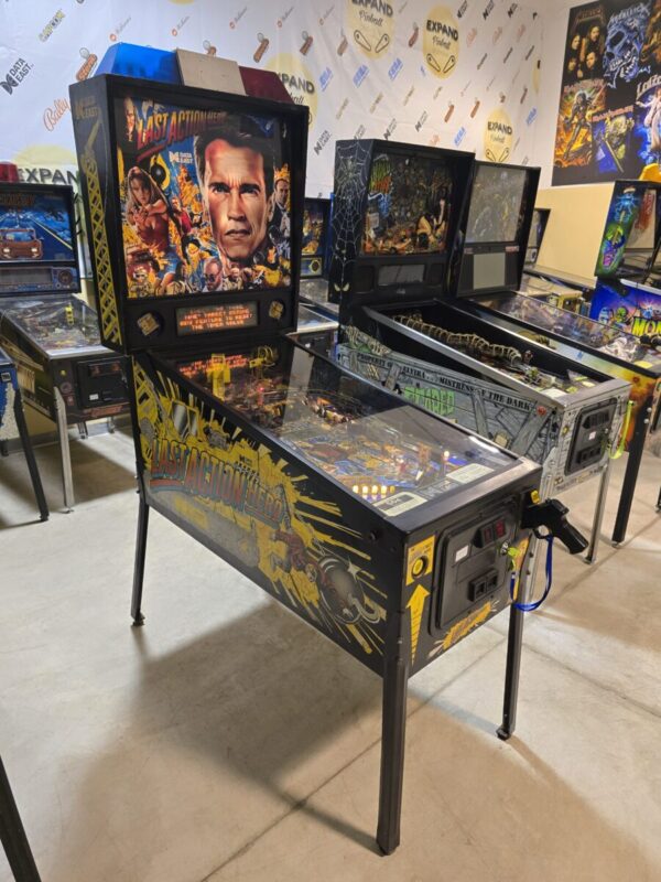 LAST ACTION HERO DATA EAST PINBALL FLIPPER (P2129)