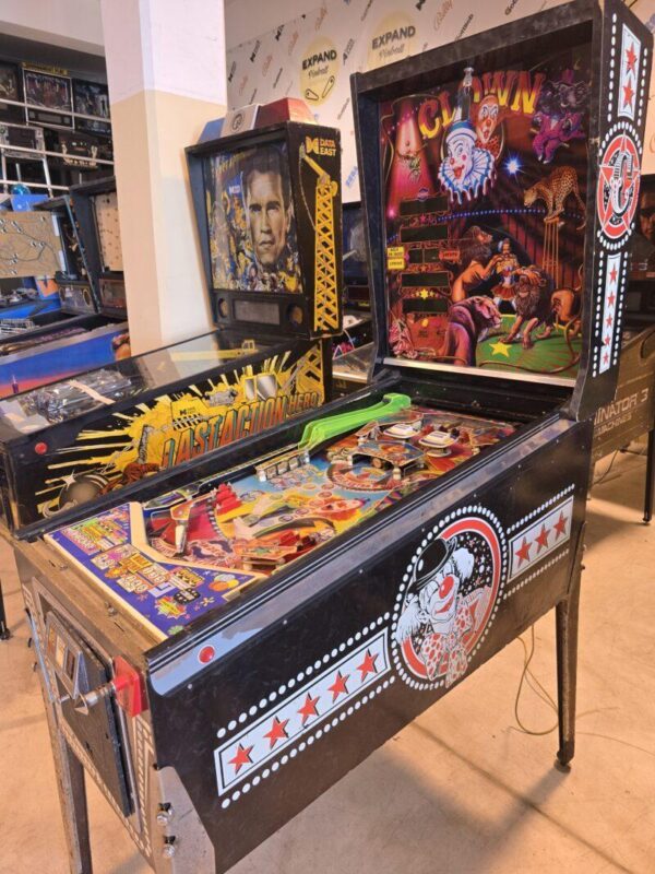 CLOWN INDER PINBALL FLIPPER (PROJECT OR FOR PARTS) (T2215)
