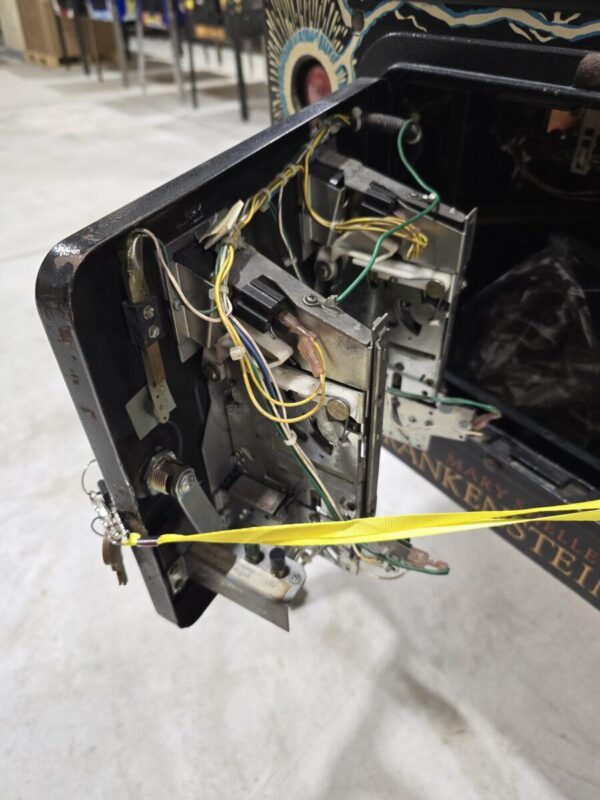 FRANKENSTEIN SEGA PINBALL FLIPPER (P2243)