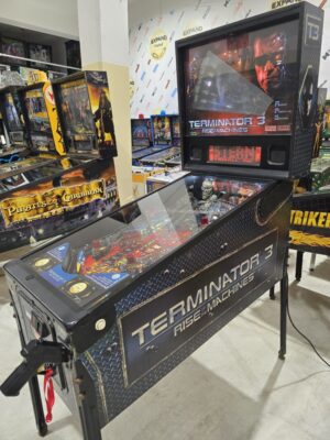 TERMINATOR 3: RISE OF THE MACHINES STERN PINBALL FLIPPER (P2261)