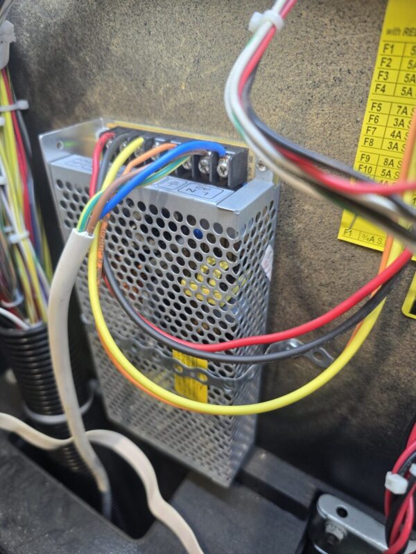 PIRATES OF THE CARIBBEAN STERN PINBALL FLIPPER (P2263)