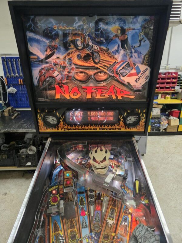 NO FEAR: DANGEROUS SPORTS BALLY WILLIAMS PINBALL FLIPPER (D0047)